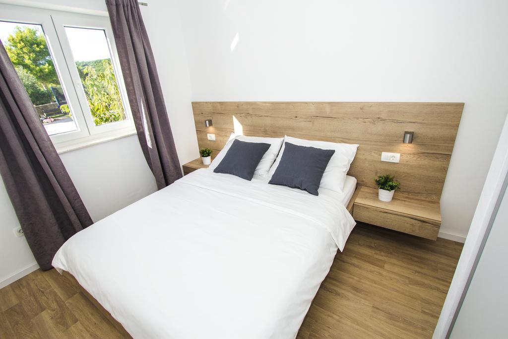 Olive Tree Apartments Vodice Ngoại thất bức ảnh